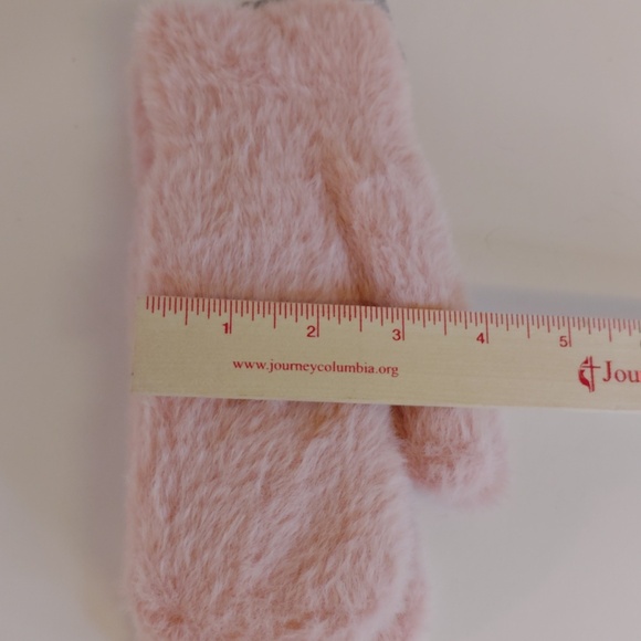 Sherpa Lined Pink Fuzzy Mittens - Picture 5 of 7